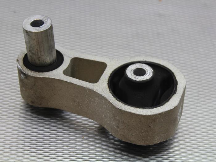 Used Engine mount Ford B-Max (JK8) 1.6 TDCi 95 Price on request offered by Gebr Opdam B.V.