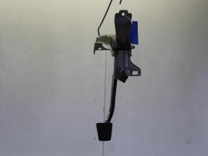 Used Brake pedal Kia Rio III (UB) 1.2 CVVT 16V Price on request offered by Gebr Opdam B.V.