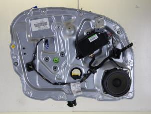Używane Mechanizm szyby lewej przedniej wersja 4-drzwiowa Fiat Idea (350AX) 1.4 16V Cena € 50,00 Procedura marży oferowane przez Gebr Opdam B.V.