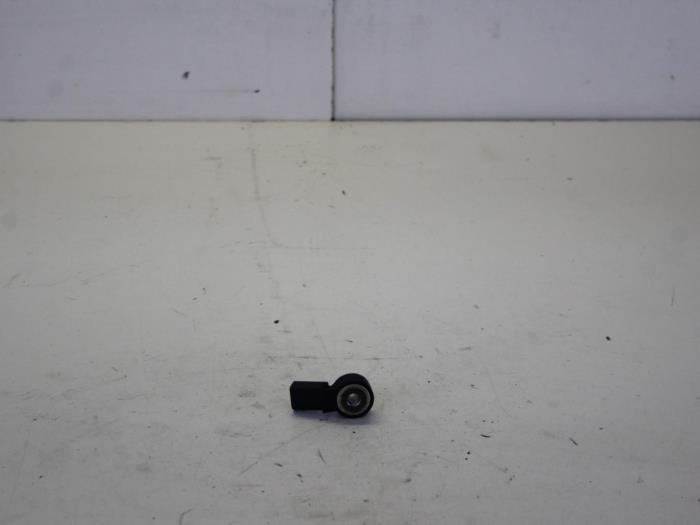 Used Detonation sensor Volkswagen Polo Price on request offered by Gebr Opdam B.V.