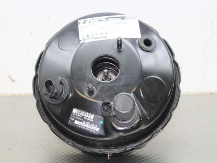 Usagé Servo frein Volvo V60 I (FW/GW) 1.6 T4 16V Prix sur demande proposé par Gebr Opdam B.V.