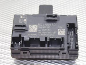 Used Central door locking module Seat Leon (5FB) 1.4 TSI 16V Price on request offered by Gebr Opdam B.V.