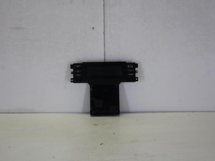 Begagnade Innerdisplay Volvo S80 (AR/AS) 2.4 D5 20V 180 Pris på förfrågan erbjuds av Gebr Opdam B.V.