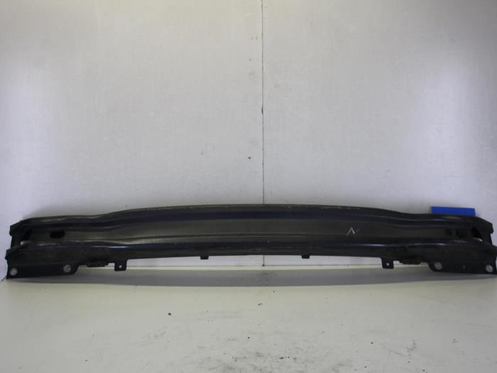 Front bumper frame from a Volvo S80 (AR/AS) 2.4 D5 20V 180 2006