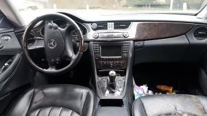 Usados Juego y módulo de airbag Mercedes CLS (C219) 500 5.0 V8 24V Precio € 750,00 Norma de margen ofrecido por Gebr Opdam B.V.