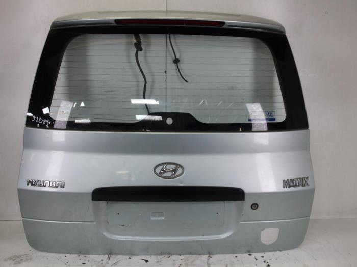 Tailgate from a Hyundai Matrix 1.6 16V 2002
