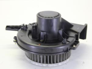 Used Heating and ventilation fan motor Volkswagen Fox (5Z) 1.4 16V Price € 30,00 Margin scheme offered by Gebr Opdam B.V.