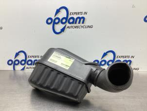 Usados Cuerpo de filtro de aire Mini Mini (R56) 1.4 16V One Precio € 40,00 Norma de margen ofrecido por Gebr Opdam B.V.