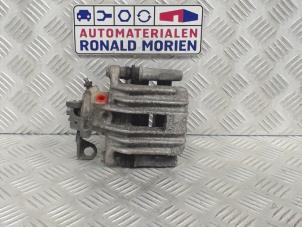 Usados Pinza de freno derecha detrás Audi A1 Precio € 29,00 Norma de margen ofrecido por Automaterialen Ronald Morien B.V.