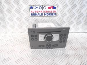 Used Radio CD player Opel Zafira Price € 99,00 Margin scheme offered by Automaterialen Ronald Morien B.V.