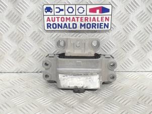 Used Gearbox mount Volkswagen Scirocco (137/13AD) Price € 25,00 Margin scheme offered by Automaterialen Ronald Morien B.V.