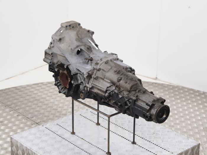 Used Gearbox Audi S4 (B7) S4.2 V8 40V Price € 1.250,00 Margin scheme offered by Automaterialen Ronald Morien B.V.