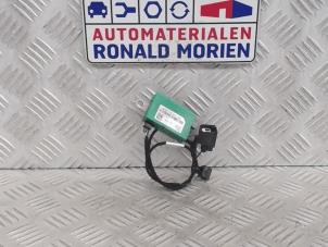 Used Antenna Amplifier Ford Fiesta Price € 10,00 Margin scheme offered by Automaterialen Ronald Morien B.V.