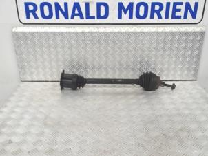 Gebrauchte Antriebswelle rechts hinten Audi S4 (B7) 4.2 V8 40_ Preis € 75,00 Margenregelung angeboten von Automaterialen Ronald Morien B.V.