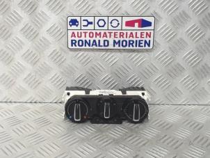 Usados Panel de control de calefacción Audi A1 Precio € 79,00 Norma de margen ofrecido por Automaterialen Ronald Morien B.V.