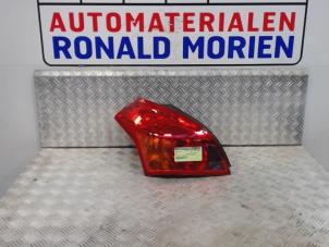 Usagé Feu arrière gauche Kia Cee'D Prix € 40,00 Règlement à la marge proposé par Automaterialen Ronald Morien B.V.
