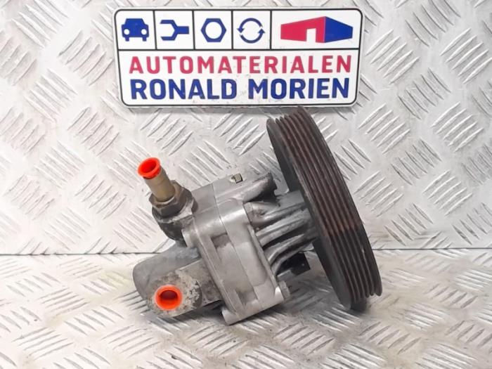 Begagnade Servostyrningspump Audi A6 (C4) 2.6 V6 Quattro Pris € 99,00 Marginaltabell erbjuds av Automaterialen Ronald Morien B.V.