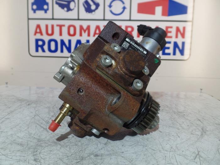 Begagnade Dieselpump Renault Koleos I 2.0 dCi 16V 4x4 Pris € 89,00 Marginaltabell erbjuds av Automaterialen Ronald Morien B.V.