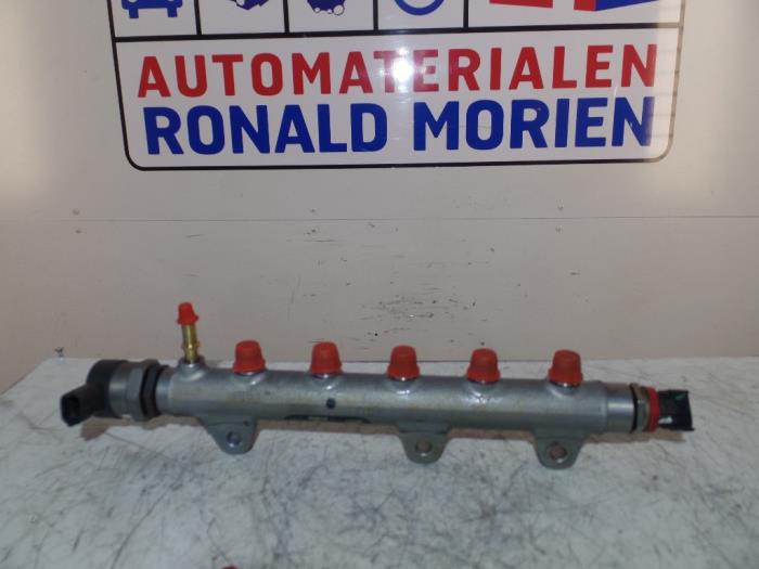Gebrauchte Kraftstoffverteiler Renault Koleos I 2.0 dCi 16V 4x4 Preis € 125,00 Margenregelung angeboten von Automaterialen Ronald Morien B.V.