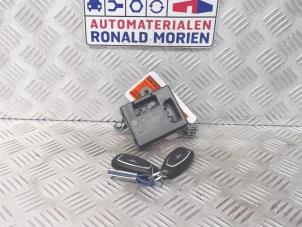 Used Central door locking module Ford Focus 3 Wagon 1.0 Ti-VCT EcoBoost 12V 125 Price € 25,00 Margin scheme offered by Automaterialen Ronald Morien B.V.