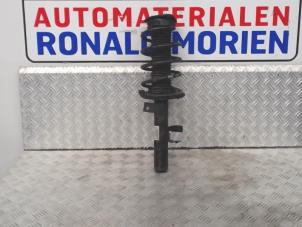 Used Front shock absorber rod, left Ford Focus 3 Wagon 1.0 Ti-VCT EcoBoost 12V 125 Price € 49,55 Margin scheme offered by Automaterialen Ronald Morien B.V.