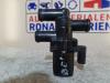 Electric heater valve from a Volkswagen Transporter T5 3.2 VR6 4Motion 2006