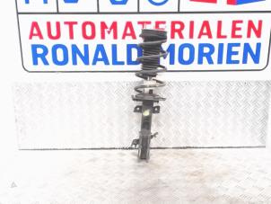 Usagé Barre amortisseur avant gauche Ford Fiesta 6 (JA8) Prix € 79,00 Règlement à la marge proposé par Automaterialen Ronald Morien B.V.