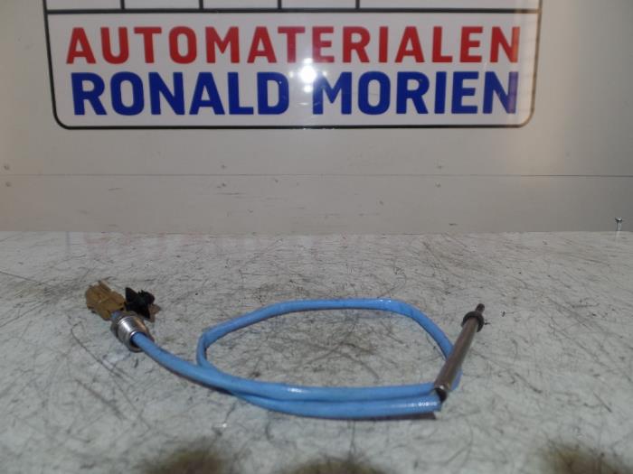 Używane Czujnik temperatury spalin Renault Kangoo/Grand Kangoo (KW) 1.5 dCi 75 FAP Cena € 54,45 Z VAT oferowane przez Automaterialen Ronald Morien B.V.