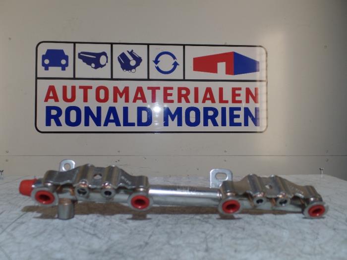 Neuf Système d'injection Renault Megane III Berline (BZ) 1.2 16V TCE 115 Prix € 90,75 Prix TTC proposé par Automaterialen Ronald Morien B.V.
