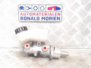 Begagnade Huvudcylinder Peugeot 206 (2A/C/H/J/S) Pris € 49,00 Marginaltabell erbjuds av Automaterialen Ronald Morien B.V.
