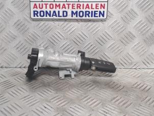 Gebrauchte Zündschloss + Schlüssel Volkswagen Polo V (6R) Preis € 35,00 Margenregelung angeboten von Automaterialen Ronald Morien B.V.
