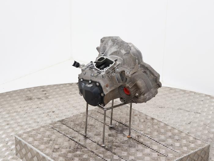 Gearbox Opel Astra - 95521021 B14XE F17BZY