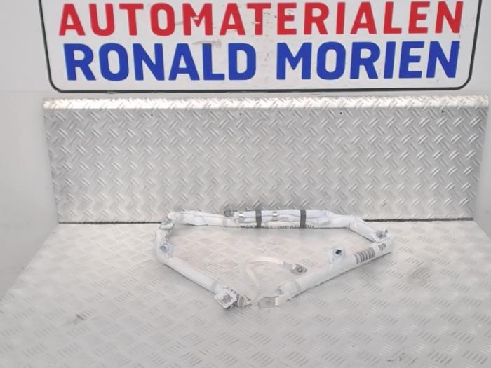 Używane Kurtyna prawa Opel Karl Cena € 75,00 Procedura marży oferowane przez Automaterialen Ronald Morien B.V.
