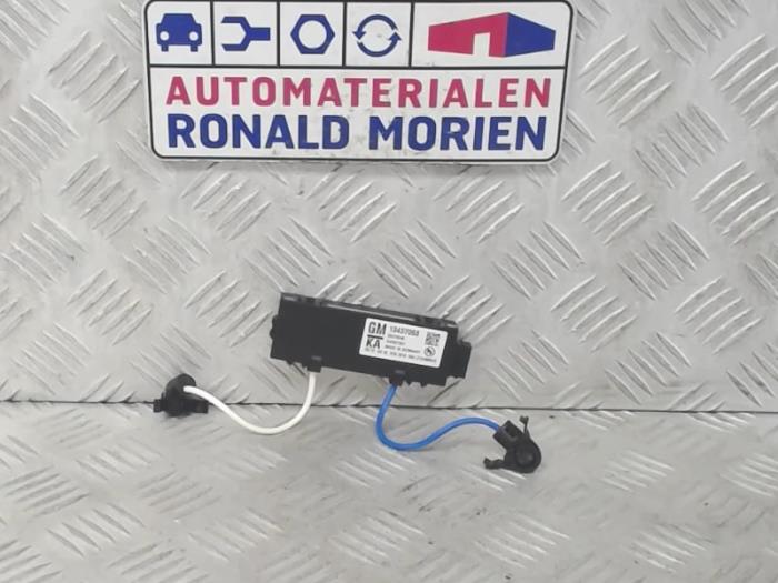 Begagnade Larmsensor Opel Insignia 1.6 CDTI 16V Pris € 79,00 Marginaltabell erbjuds av Automaterialen Ronald Morien B.V.