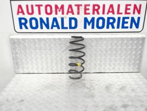 Usagé Ressort de suspension avant Opel Mokka/Mokka X 1.6 CDTI 16V 4x2 Prix € 49,00 Règlement à la marge proposé par Automaterialen Ronald Morien B.V.