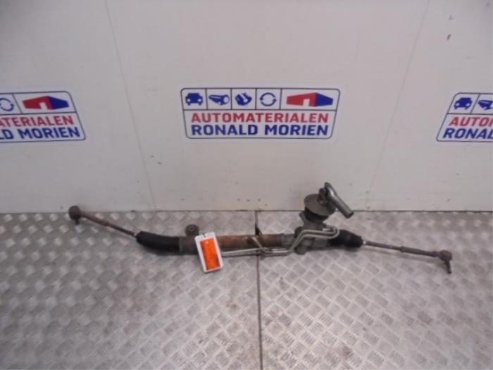 Power steering box from a Opel Astra G (F08/48) 1.6 2000