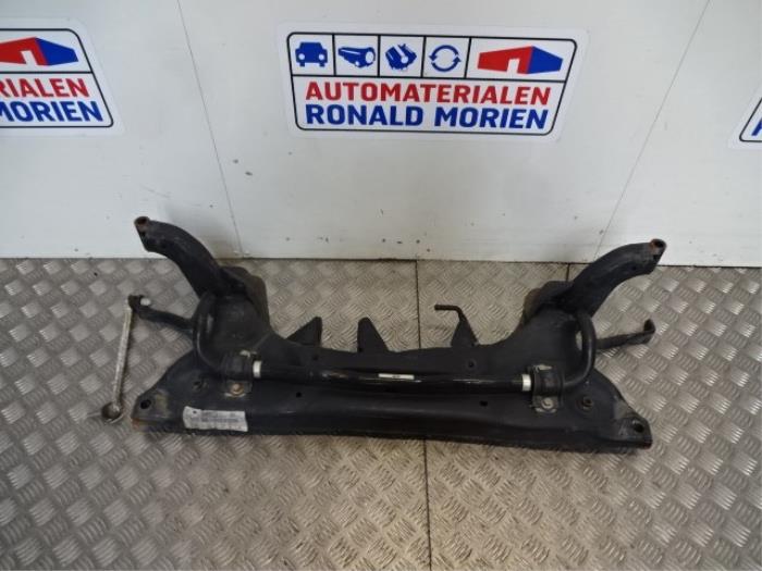 Usados Subchasis Ford Fiesta Active 1.5 TDCi 120 Precio € 49,00 Norma de margen ofrecido por Automaterialen Ronald Morien B.V.