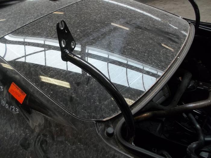 Boot lid hinge from a Audi A5 (8T3) 2.0 TDI 16V 2013