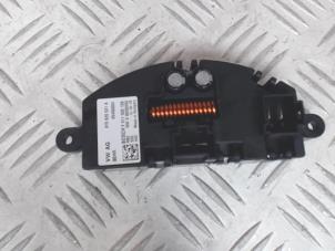 Used Heater resistor Audi A5 (8T3) 2.0 TDI 16V Price € 49,00 Margin scheme offered by Automaterialen Ronald Morien B.V.