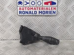 Used Wiper switch Ford Courier Price € 25,00 Margin scheme offered by Automaterialen Ronald Morien B.V.