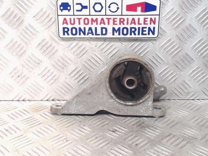 Used Engine mount Opel Meriva (B) 1.7 CDTI 16V Price € 29,00 Margin scheme offered by Automaterialen Ronald Morien B.V.