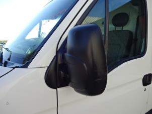 Gebrauchte Außenspiegel links Renault Master III (FD/HD) 2.5 dCi 120 FAP Preis € 75,00 Margenregelung angeboten von Automaterialen Ronald Morien B.V.