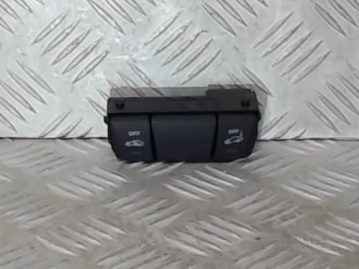 Alarm module from a Mercedes-Benz A (W176)  2015