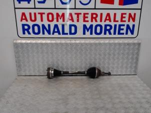 Used Front drive shaft, left Volkswagen Golf Price € 75,00 Margin scheme offered by Automaterialen Ronald Morien B.V.