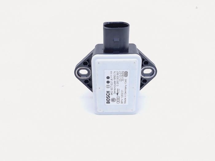 Usados Sensor Esp Duo Audi A4 (B8) 2.0 TDI 16V Precio € 29,00 Norma de margen ofrecido por Automaterialen Ronald Morien B.V.