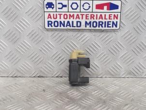 Used Turbo relief valve Volvo V60 I (FW/GW) 2.4 D4 20V AWD Price € 45,00 Margin scheme offered by Automaterialen Ronald Morien B.V.