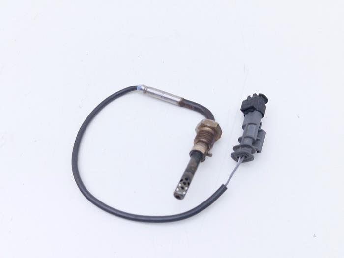 Gebrauchte Auspuff Temperatursensor Volvo V60 I (FW/GW) 2.4 D4 20V AWD Preis € 25,00 Margenregelung angeboten von Automaterialen Ronald Morien B.V.