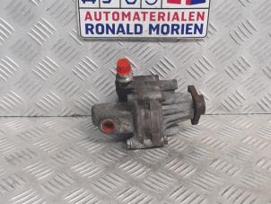 Usagé Pompe direction assistée Audi A4 (B5) 1.6 Prix € 49,00 Règlement à la marge proposé par Automaterialen Ronald Morien B.V.