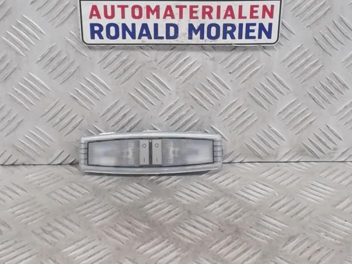 Eclairage intérieur arrière d'un Opel Corsa 2017