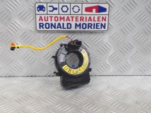 Usagé Rouleau airbag Kia Sportage (SL) 1.6 GDI 16V 4x2 Prix € 39,00 Règlement à la marge proposé par Automaterialen Ronald Morien B.V.
